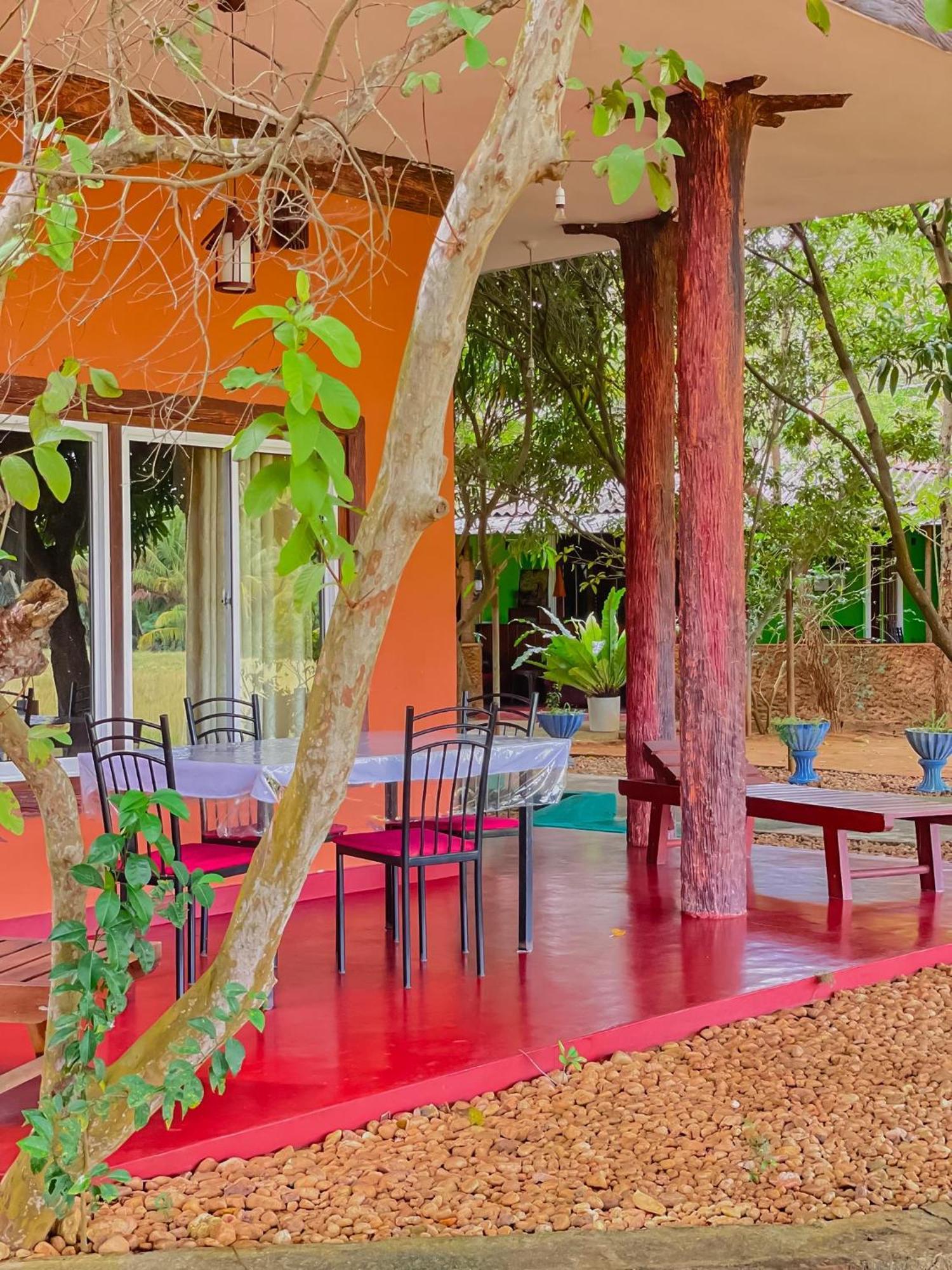 V Cabanas & Yala Safari Place Tissamaharama Εξωτερικό φωτογραφία