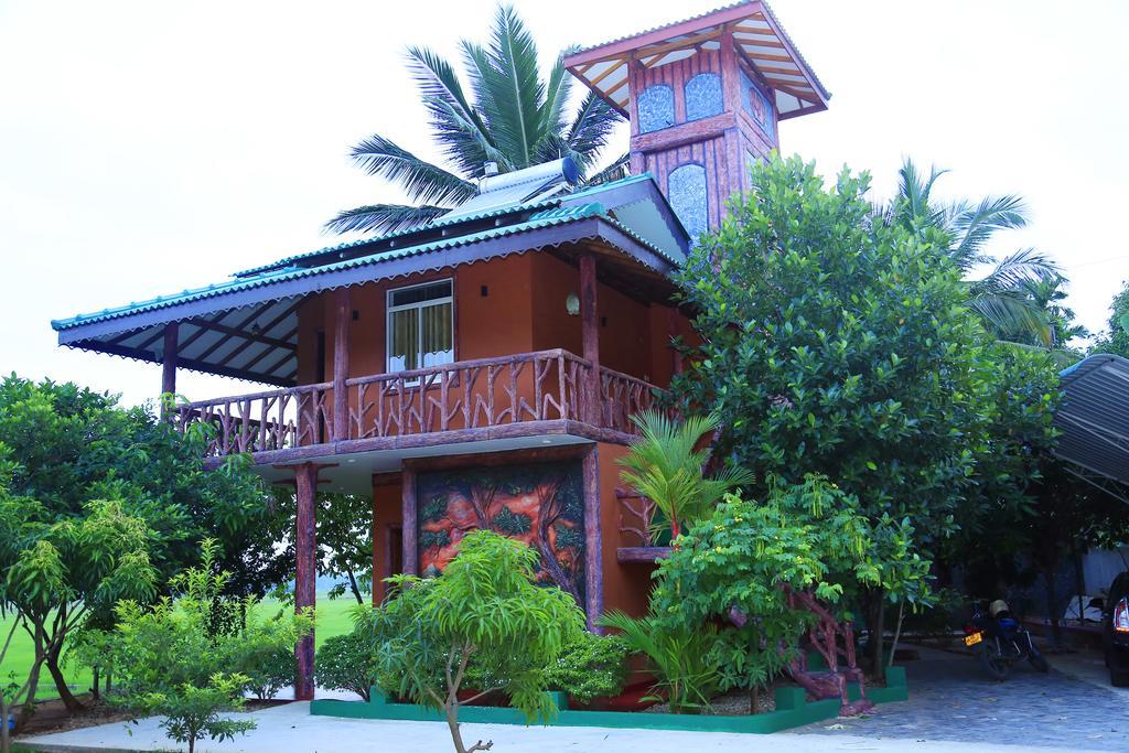 V Cabanas & Yala Safari Place Tissamaharama Εξωτερικό φωτογραφία
