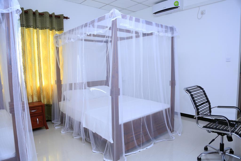 V Cabanas & Yala Safari Place Tissamaharama Εξωτερικό φωτογραφία