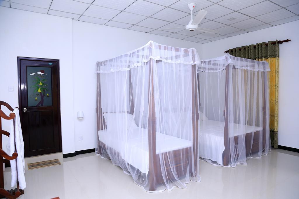 V Cabanas & Yala Safari Place Tissamaharama Εξωτερικό φωτογραφία